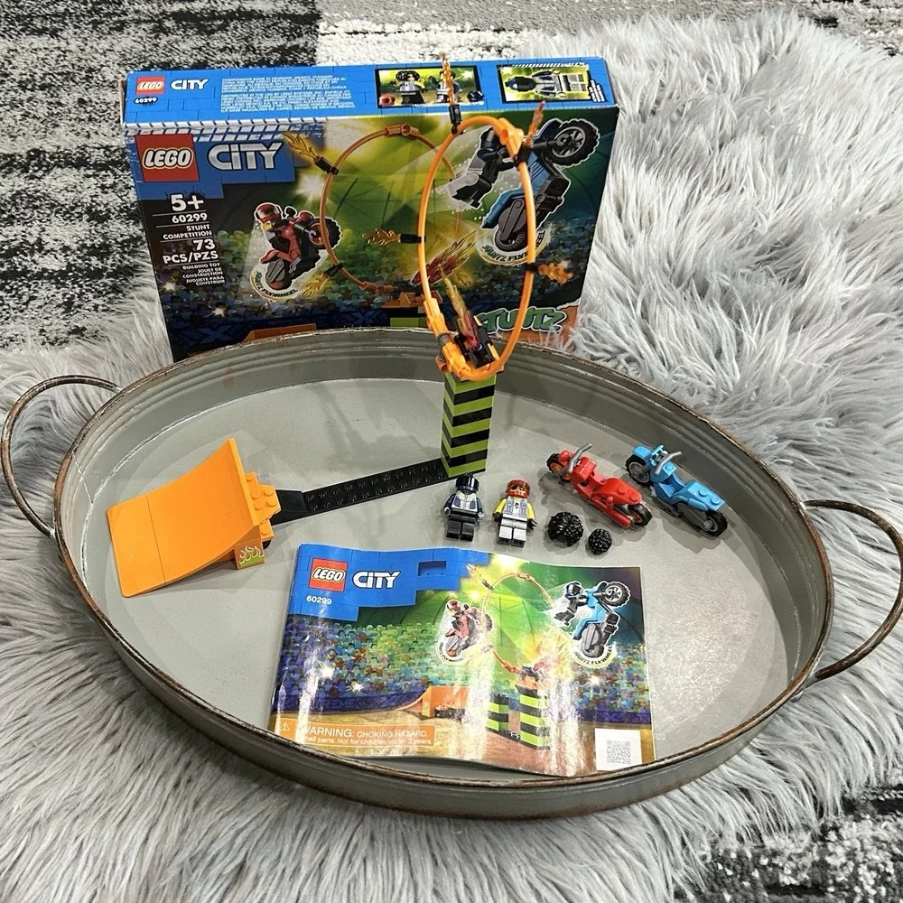 Lego City Stunt Competition‎ Building Toy Set 73pcs 60299 Complete